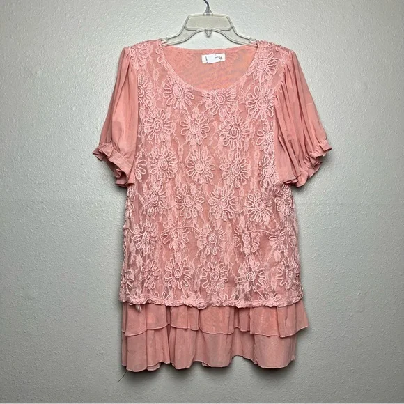 Lady Noiz Tops | Lady Noiz Floral Ruffle Tunic Pink Size Medium | Color: Pink | Size: M | Annaandchloe's Closet